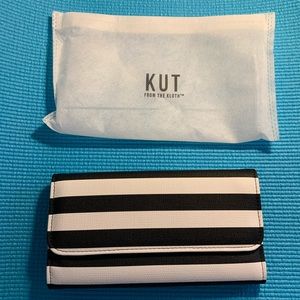 Kut from the kloth wallet